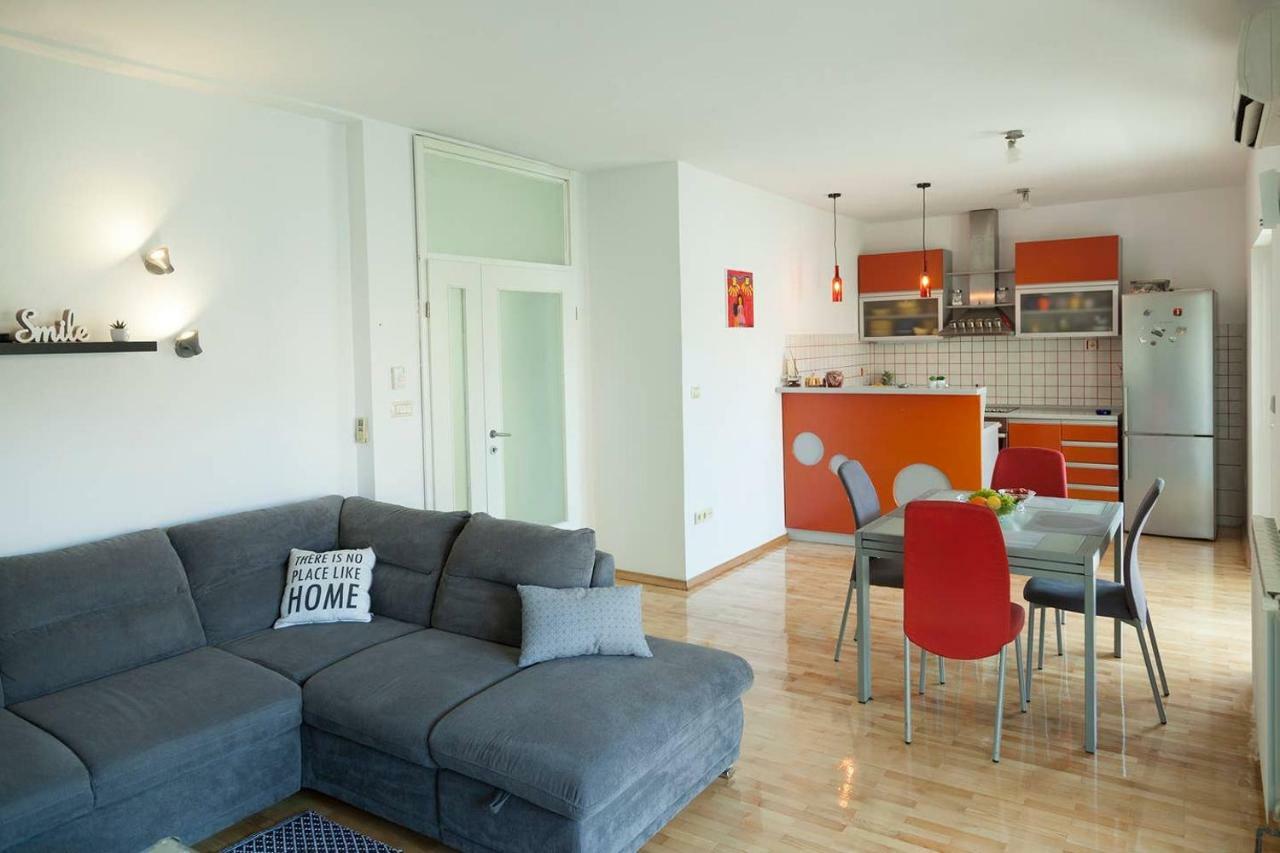 Superstar Apartment Zaboric Ngoại thất bức ảnh